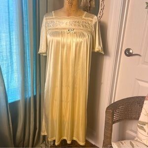Vintage, pastel yellow nightgown with lace and embroidered top. Sm/med